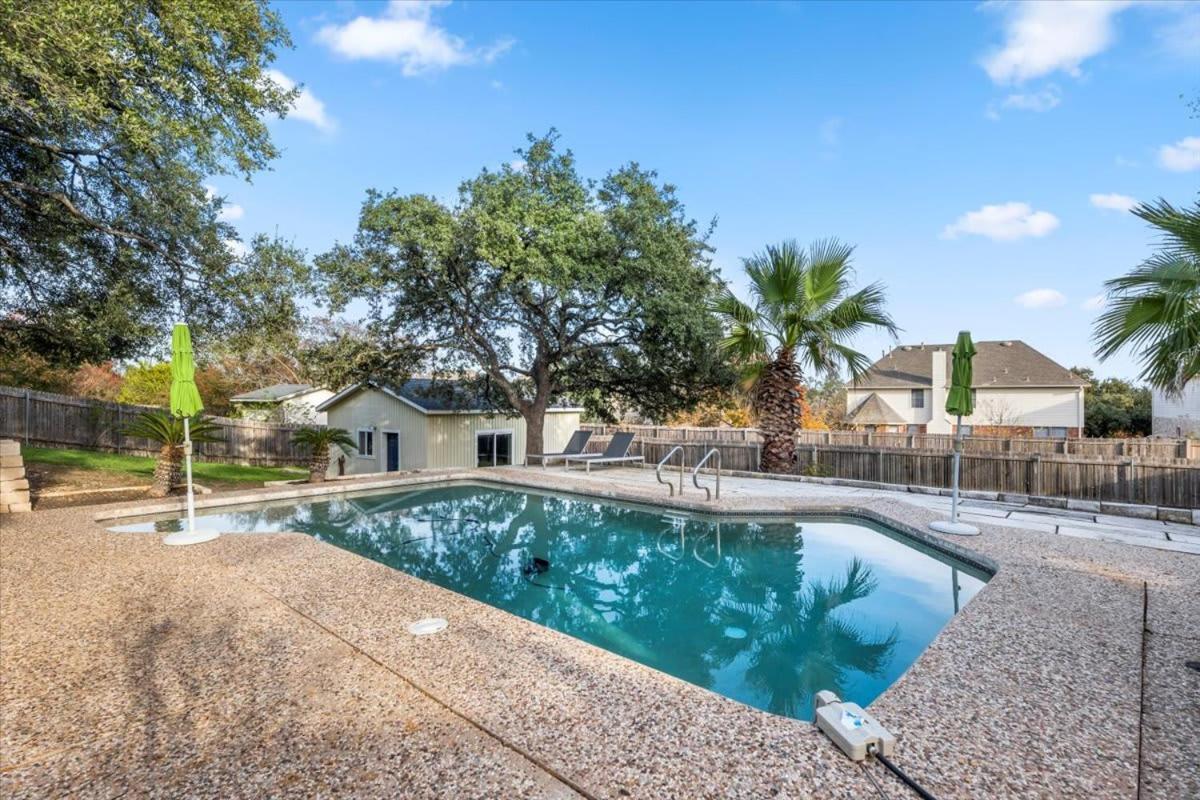 Spacious Retreat W Private Pool & Plenty Of Space Villa Austin Exterior foto